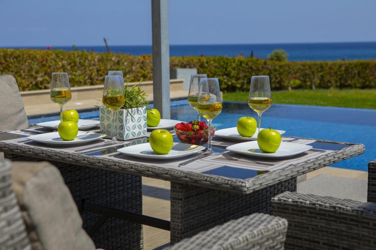 Protaras Seafront Villa Infinte Aretousa Eksteriør bilde