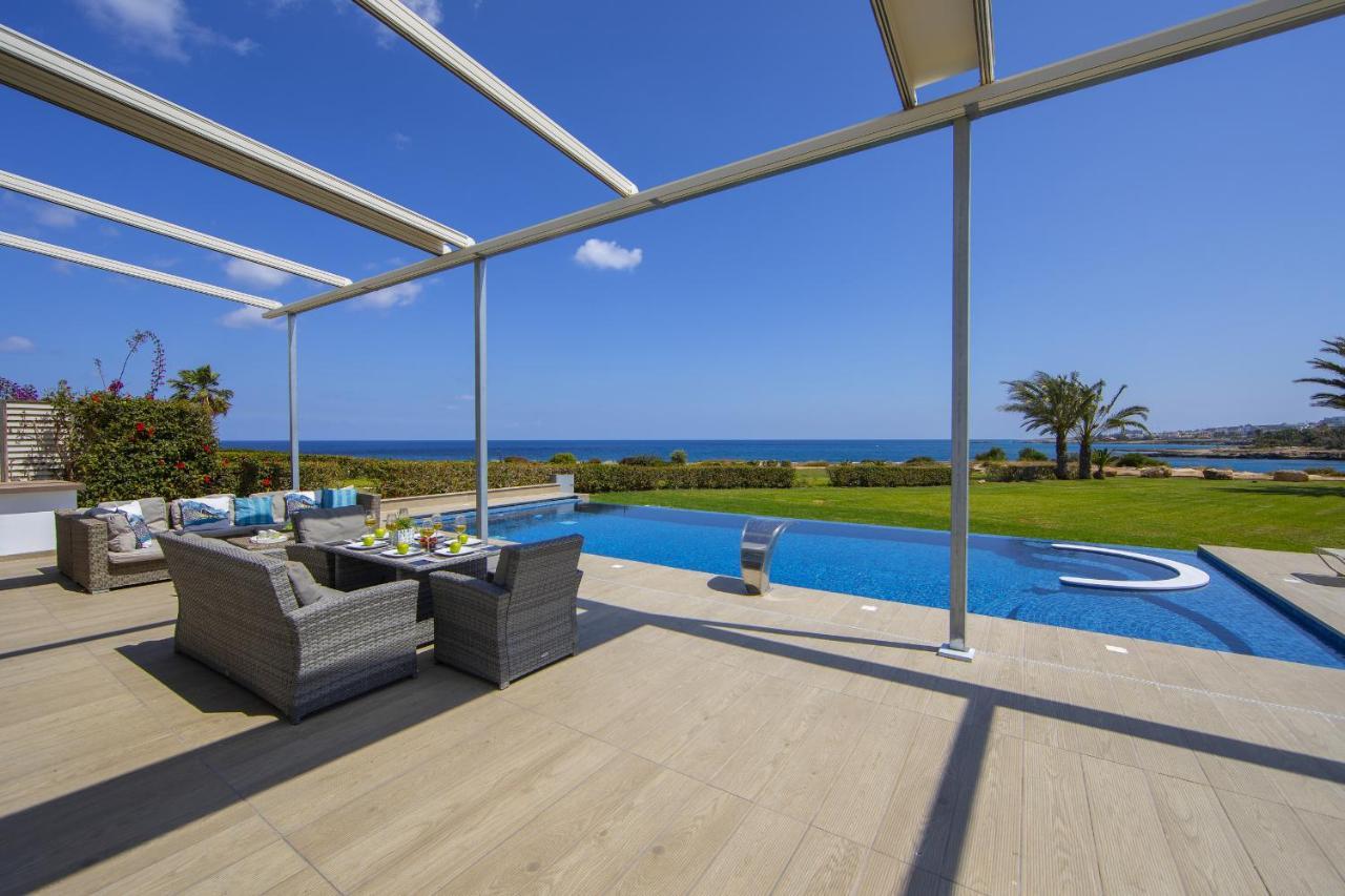 Protaras Seafront Villa Infinte Aretousa Eksteriør bilde