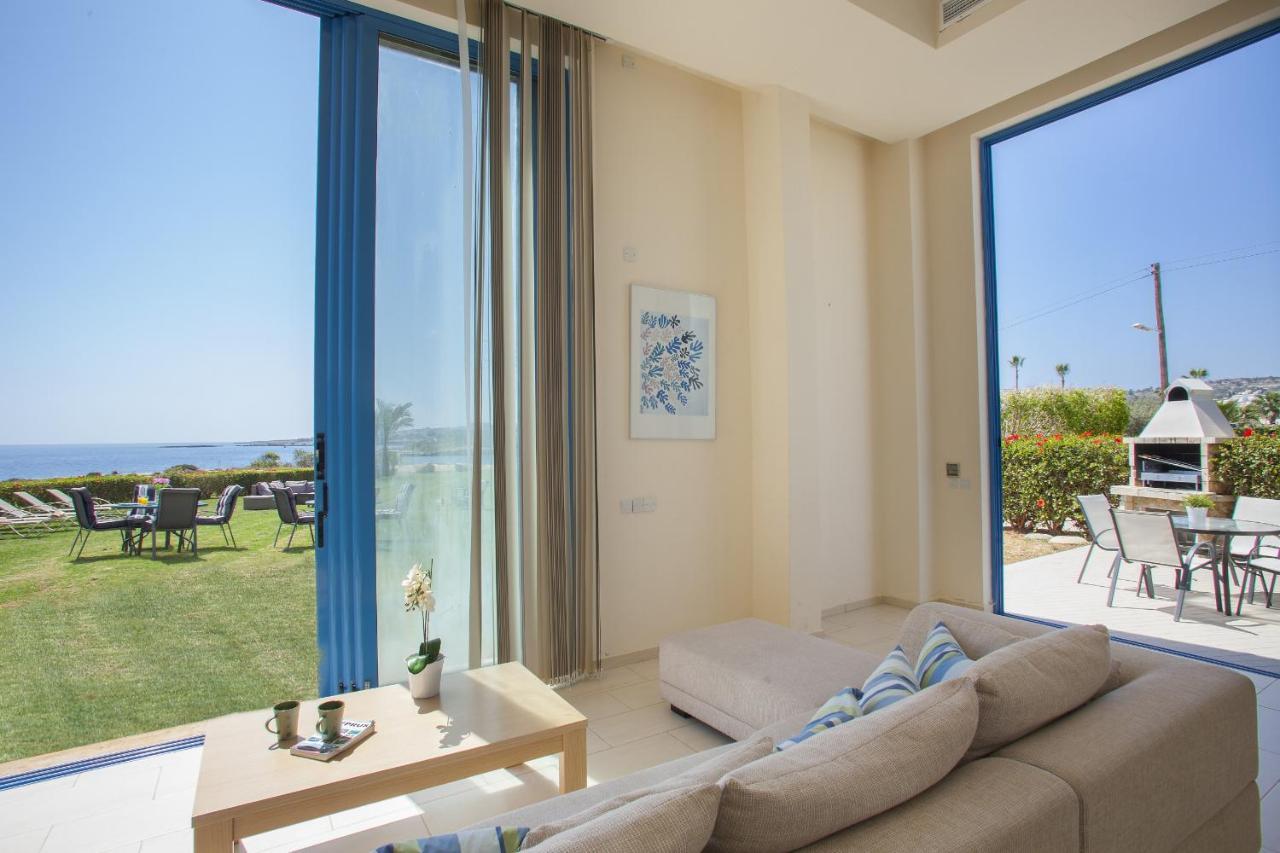 Protaras Seafront Villa Infinte Aretousa Eksteriør bilde