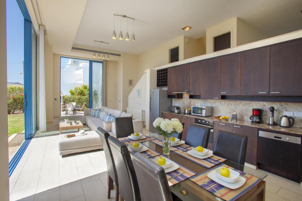 Protaras Seafront Villa Infinte Aretousa Eksteriør bilde