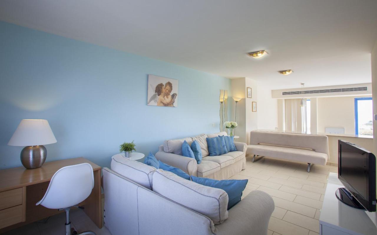 Protaras Seafront Villa Infinte Aretousa Eksteriør bilde