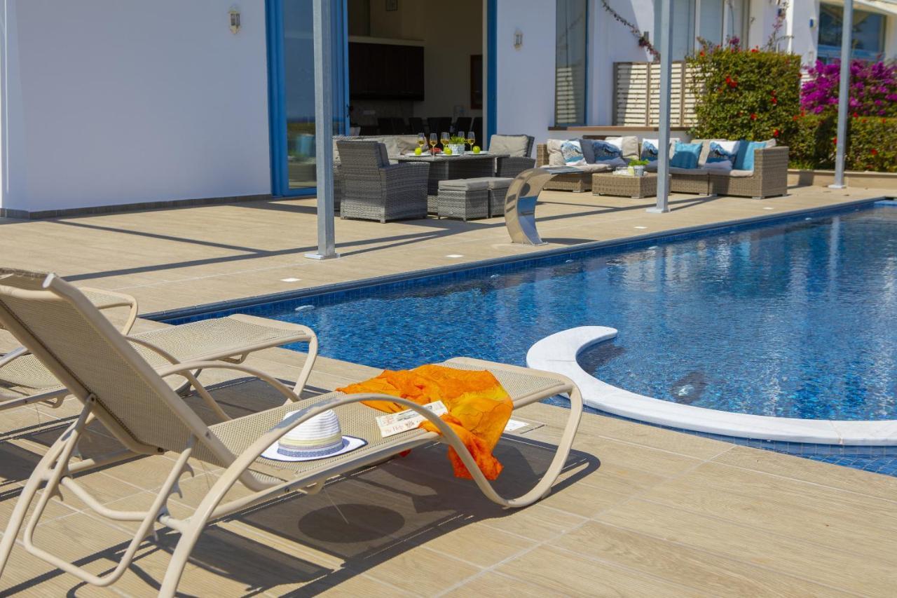 Protaras Seafront Villa Infinte Aretousa Eksteriør bilde