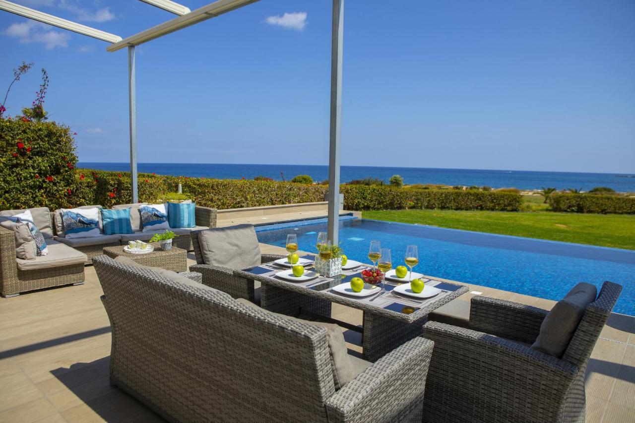 Protaras Seafront Villa Infinte Aretousa Eksteriør bilde