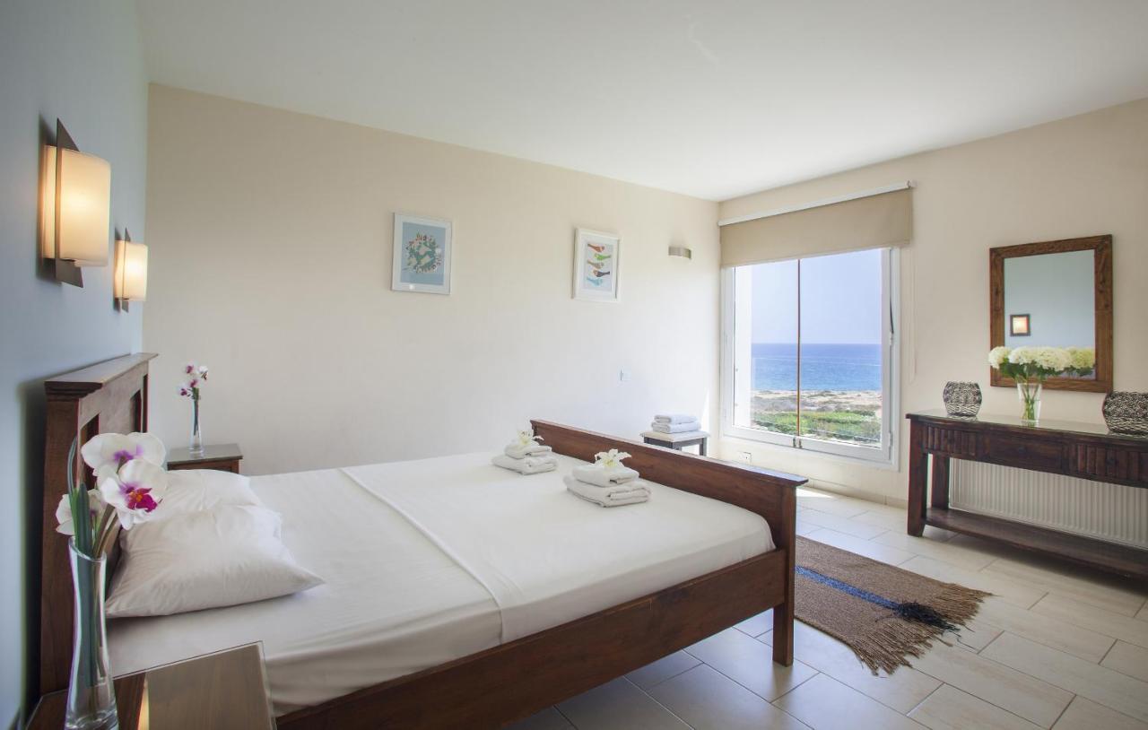 Protaras Seafront Villa Infinte Aretousa Eksteriør bilde